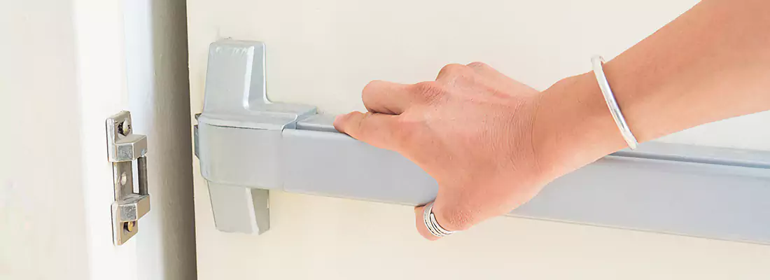 Fast and Affordable Door Panic Bar Installation in Miami Gardens, FL